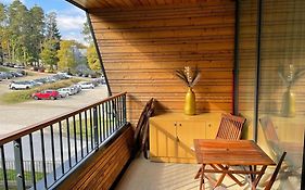 Casa Brut Premium Free Parking